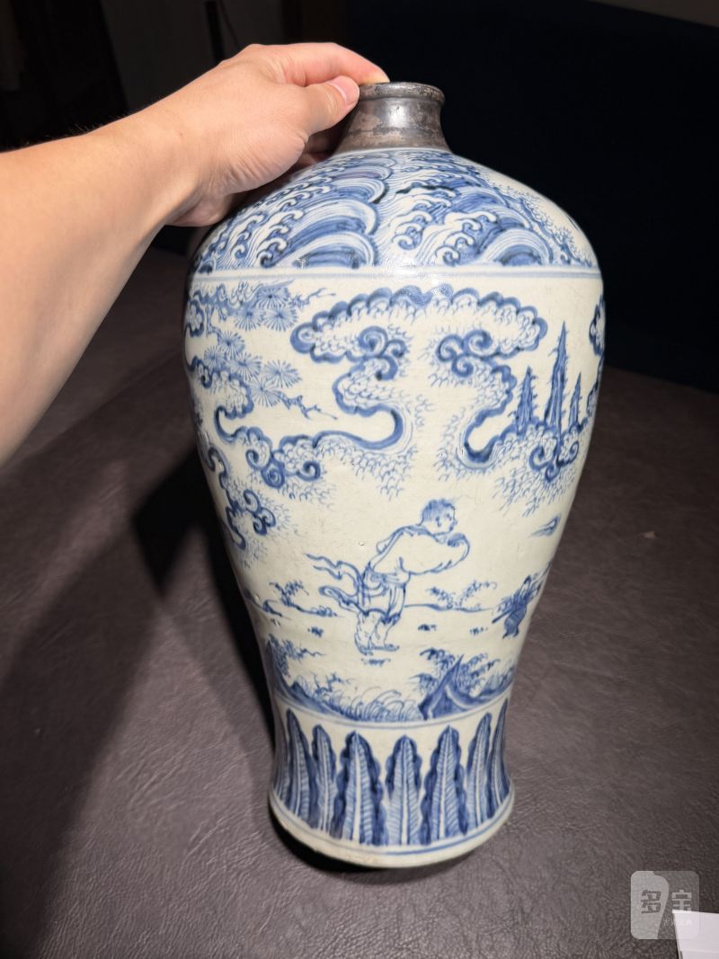 明空白期 青花携琴访友图梅瓶 - 图10